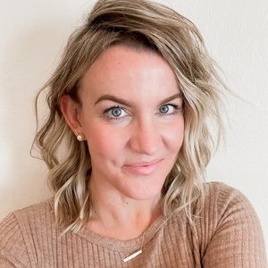 Meet your Posher, Jamie Castillo